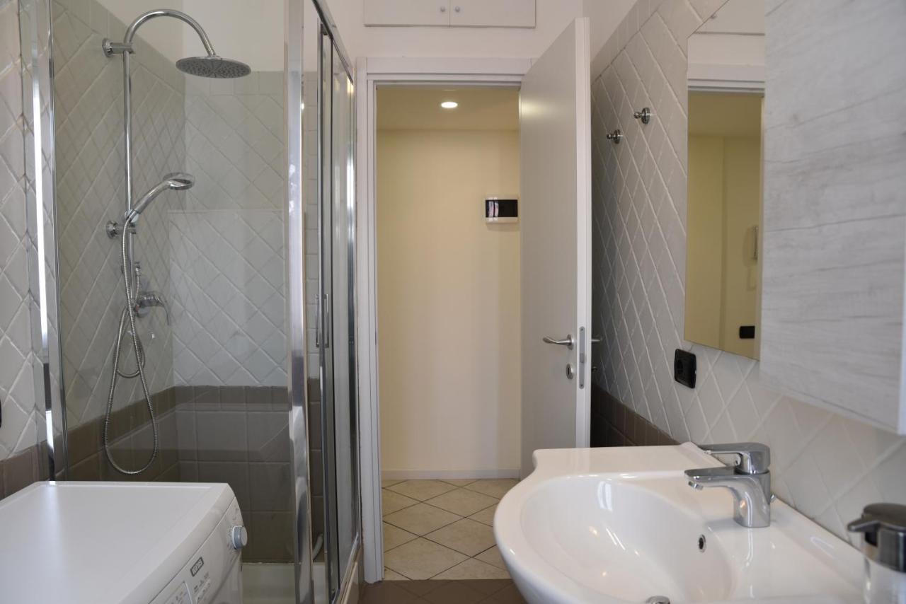 Ferienwohnung Rho Fiera Flat Pero Exterior foto